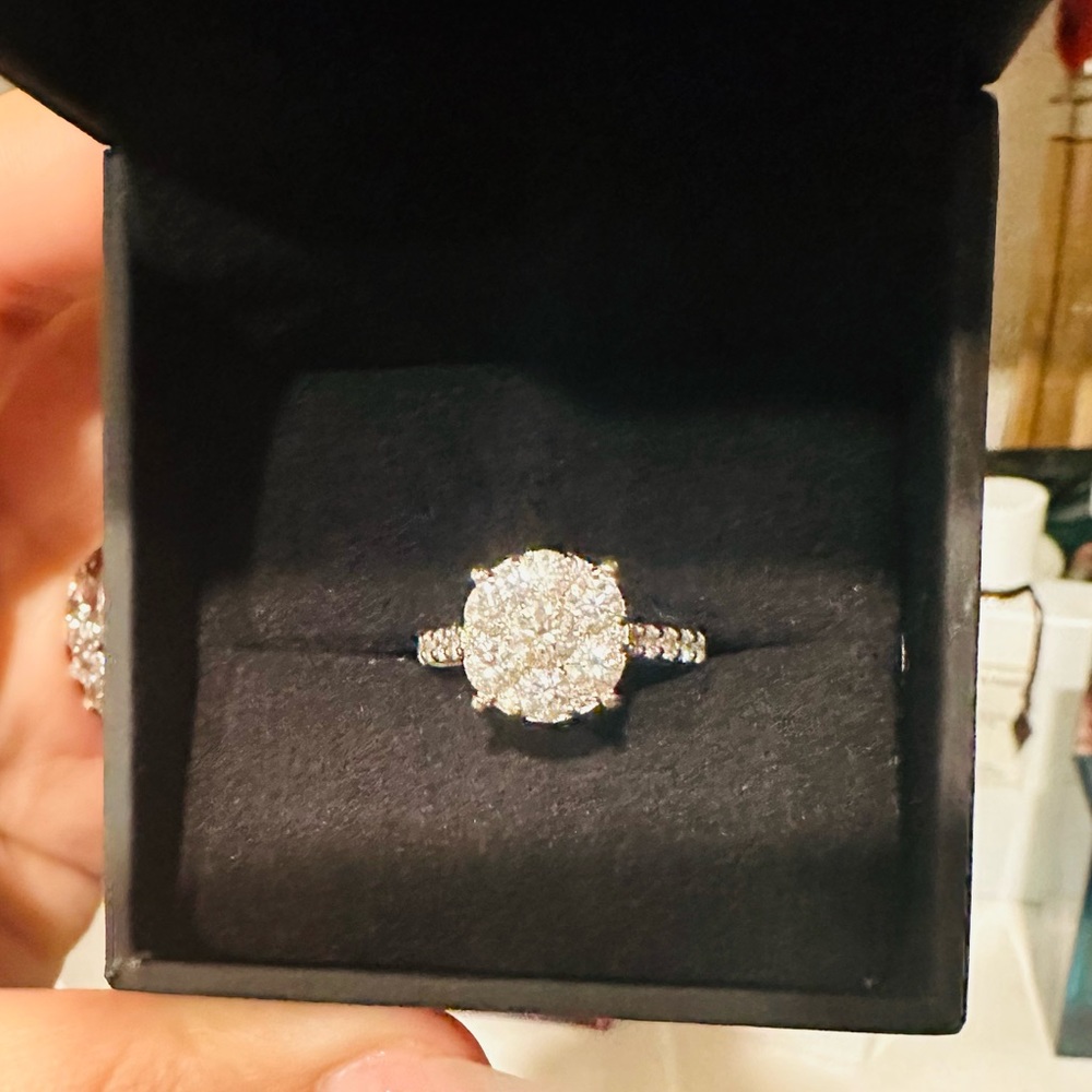 3ct Zales engagement ring Natural Diamond